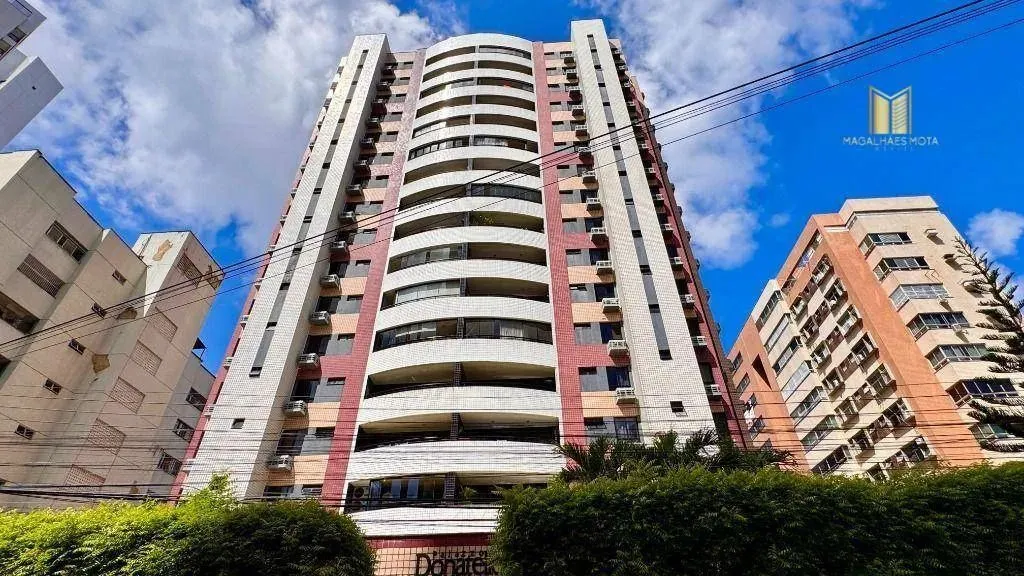Apartamento com 3 dormitórios à venda, 145 m² por R$ 720.010,00 - Cocó - Fortaleza/CE