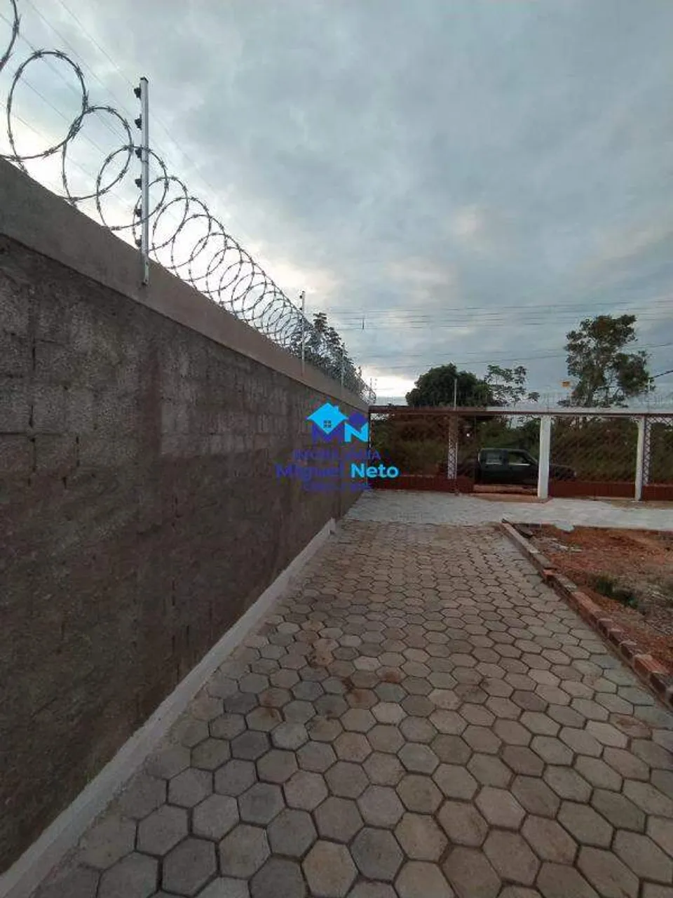 Oportunidade! Terreno de 360m² com 02 Kitnets no Três Marias por R$ 170 Mil