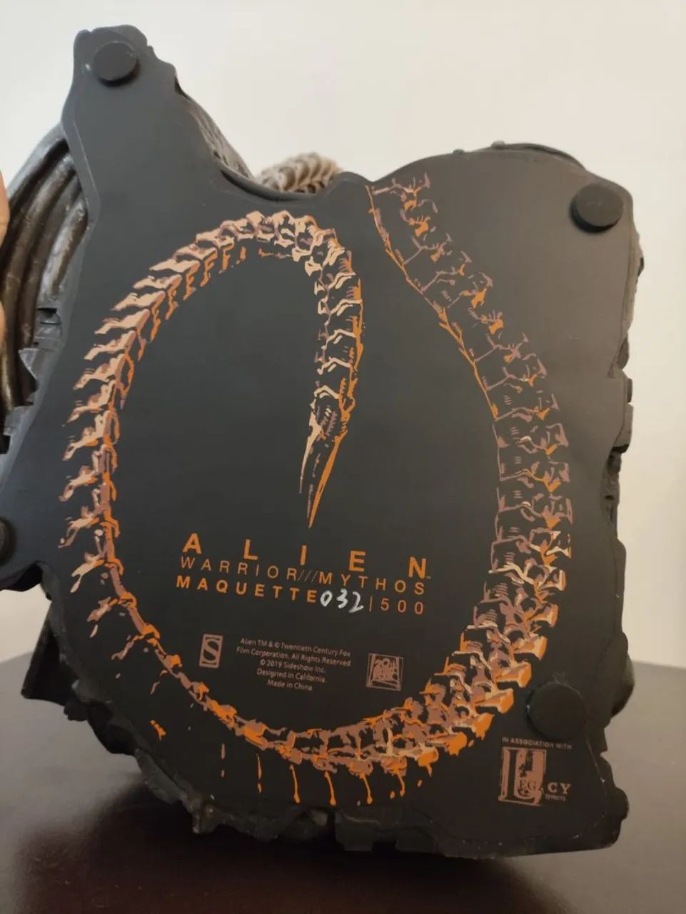 置物 out of museum out of museumの目玉焼きオブジェ | LEE