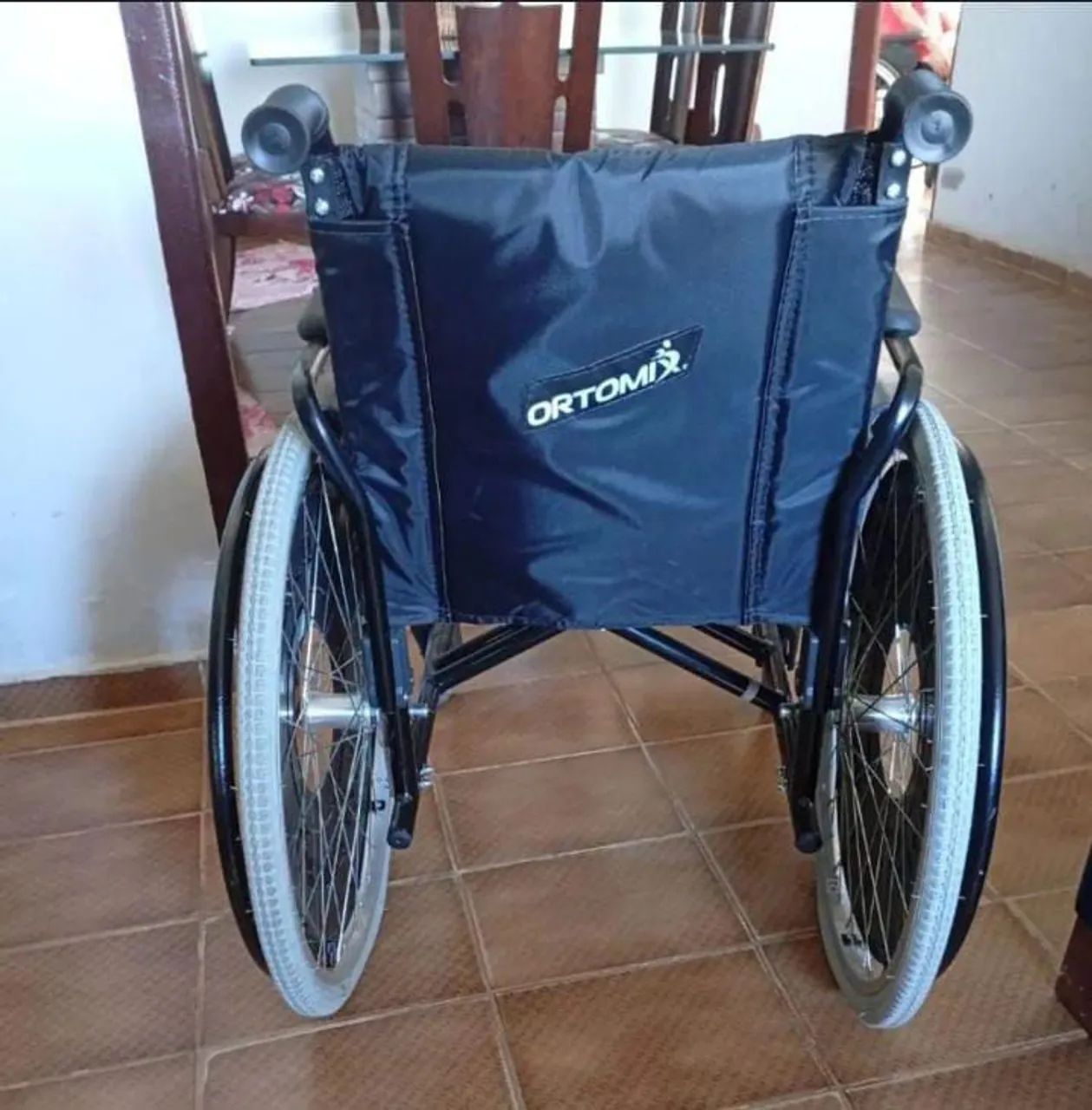 Cadeira de rodas manual  - Foto 2