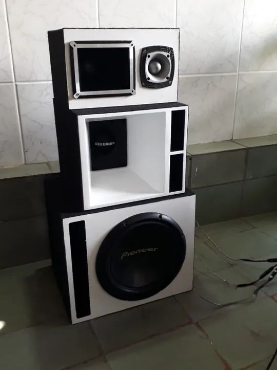 Som interno. Tem conversa, somzinho zero