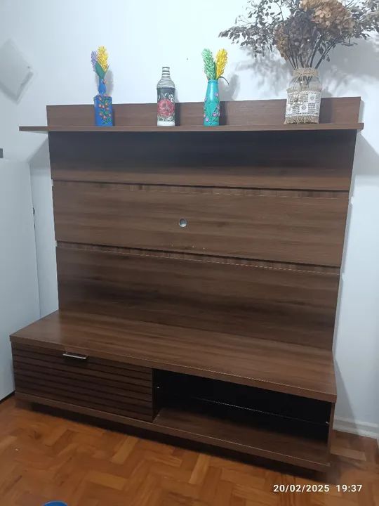 Rack para TV em madeira