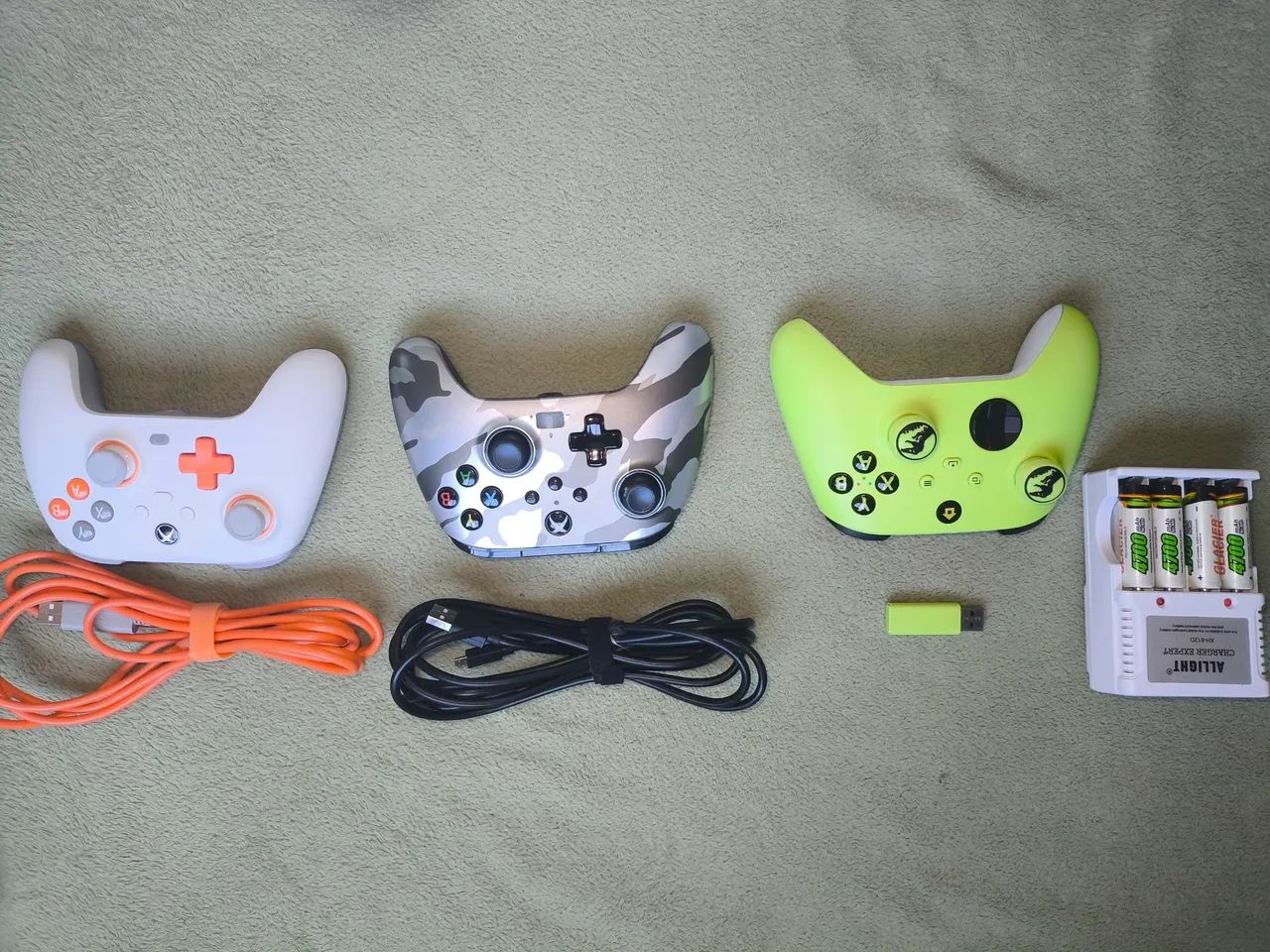 Xbox Series S + 3 Controles - Como Novo!<br> - Foto 5