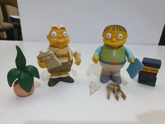 Lote playmates simpsons originais com 2 personagens Utter e Ralph