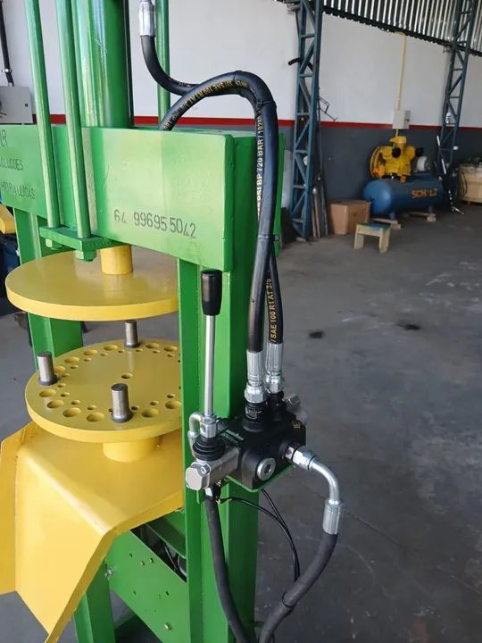Prensa Hidráulica Para Desmontagem e Montagem De Fusos De Colhedora de Algodão  - Foto 4