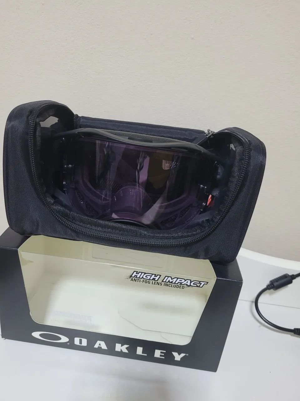Oculos oakley aibrake