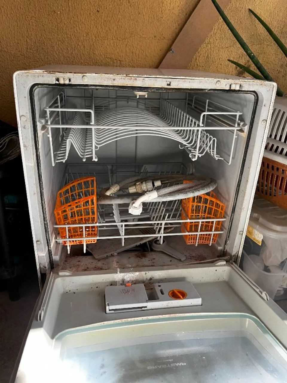 Lava-Louças Brastemp Ative 8 Serviços - 220v | Para Conserto - Máquinas de  Lavar e Secadoras - Itaperi, Fortaleza 1400798146 | OLX