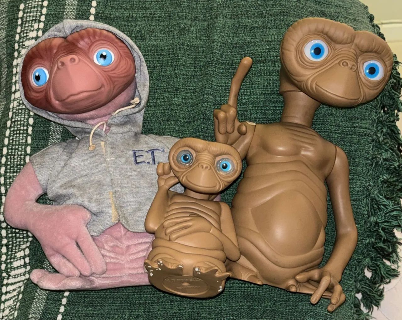 Trio de ETs 27cm, 27cm e 12cm