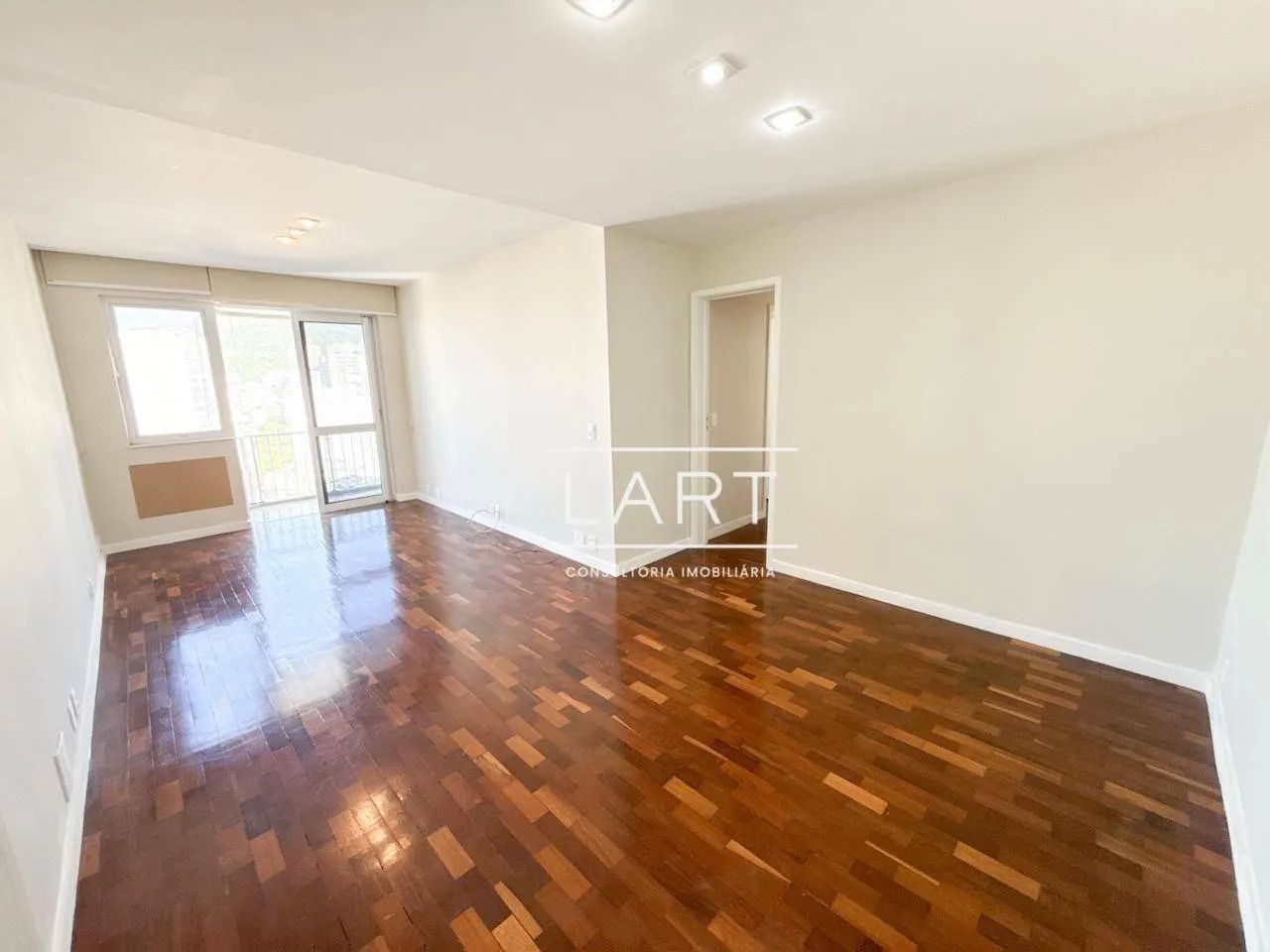 Apartamento com 2 dormitórios para alugar, 100 m² por R$ 11.550,65/mês - Leblon - Rio de J - Foto 2