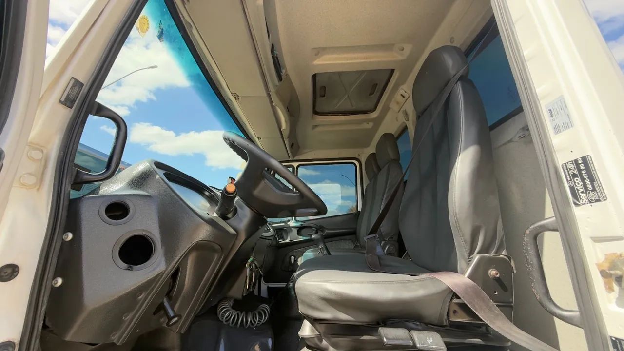 CAMINHÃO MB ATRON 1719 UNICO DONO 2016 - Foto 13