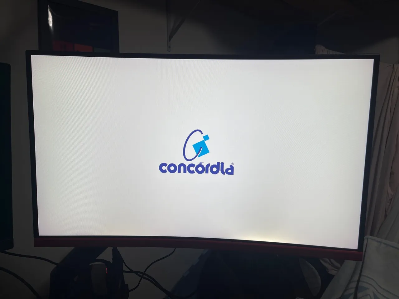 Monitor Concórdia CZ236F75