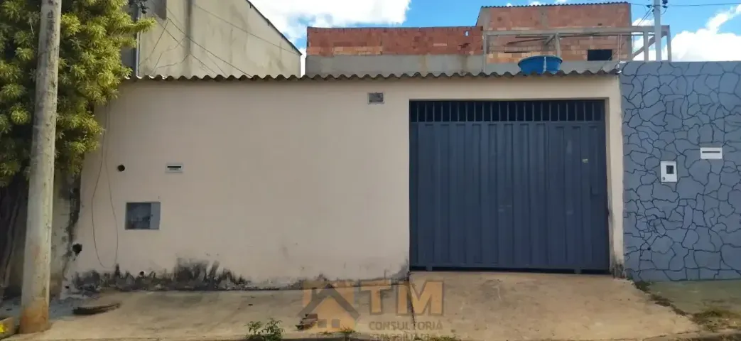 Casa na Qd. 306 do Residencial Oeste
