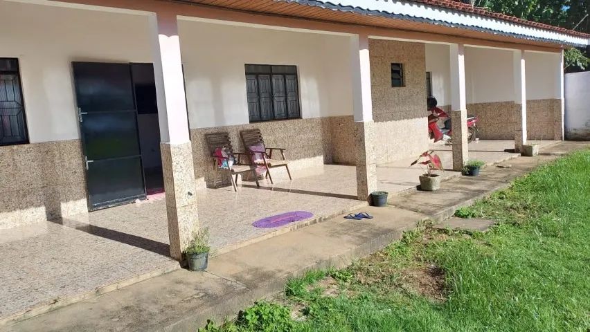 Casa Ampla com espaço gramado e novas construções  - Foto 4