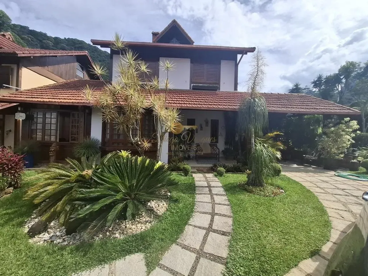 Casa em Condomínio para Venda em Teresópolis, Granja Guarani, 4 dormitórios, 4 suítes, 4 b