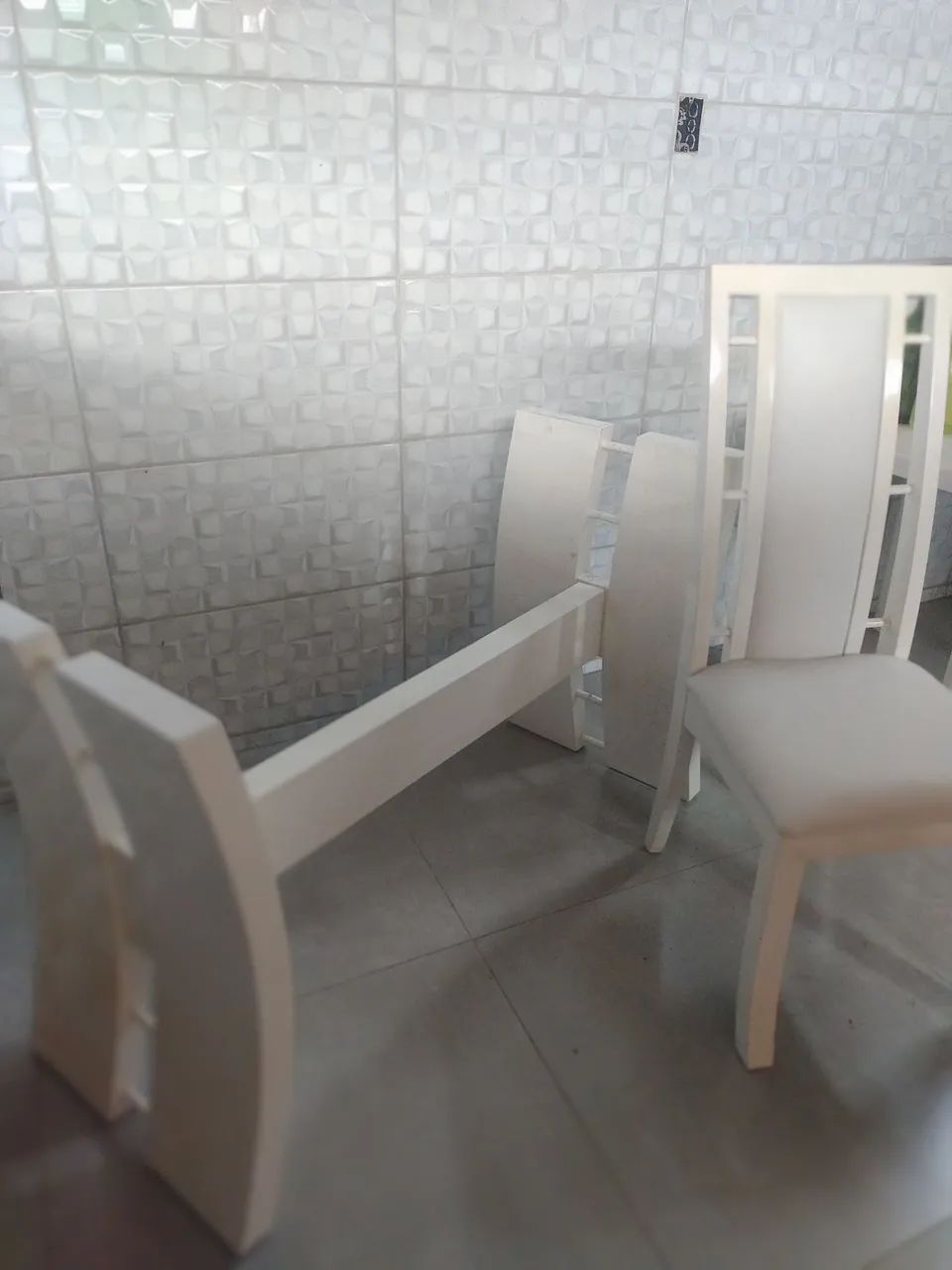 Mesa de jantar com 6 cadeiras e tampo de vidro - Foto 2