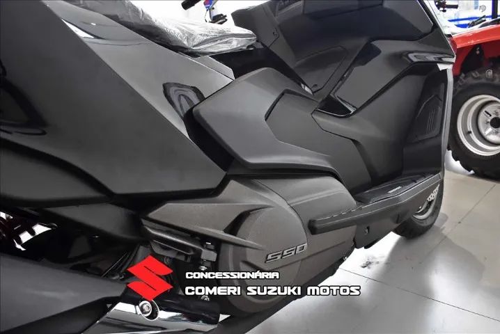 Moto AK 550cc Premium - Foto 2