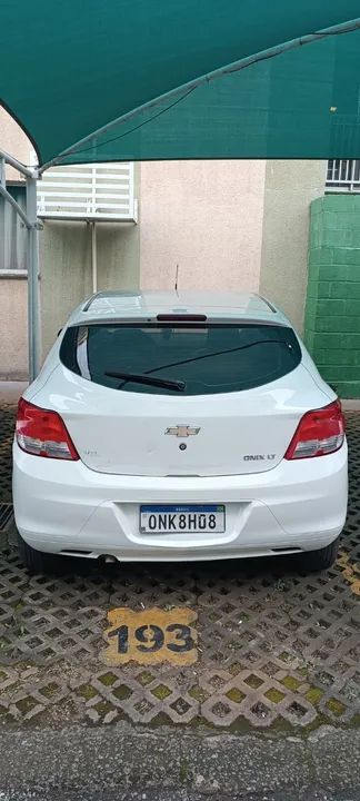 Onix 1.0 LT