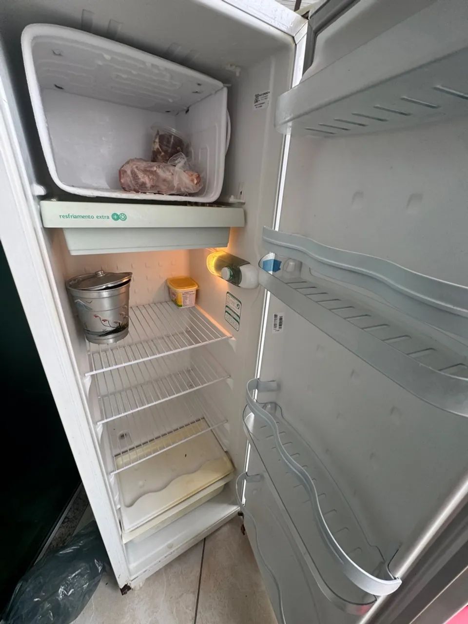 Geladeira semi nova - Foto 5