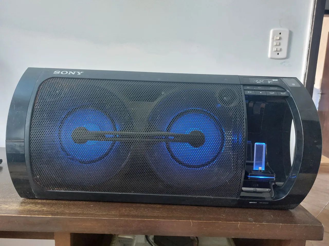 Caixa de Som Sony com Bluetooth surround