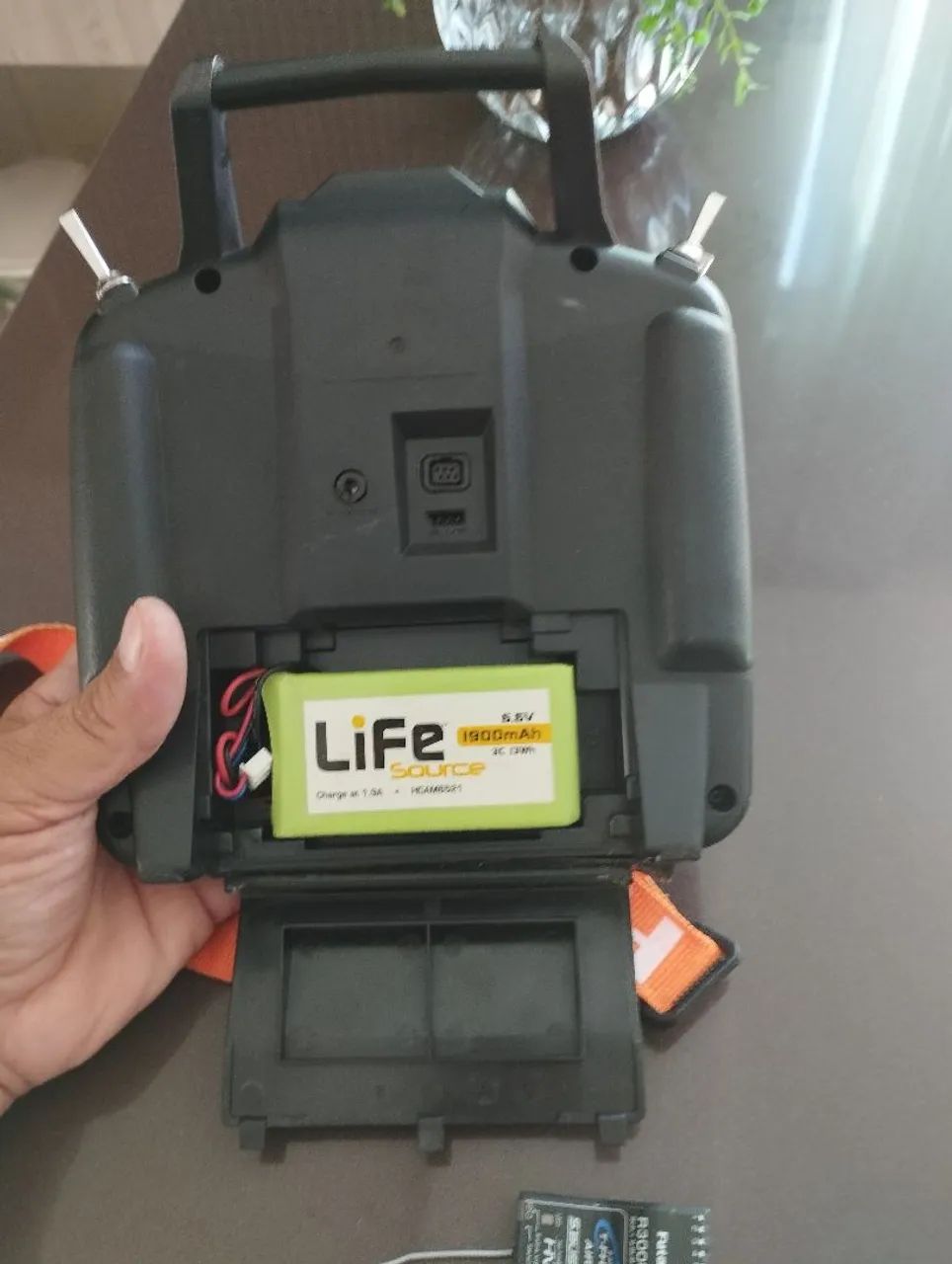 Radio Futaba T10J completo drone helicóptero aeromodelo  - Foto 2