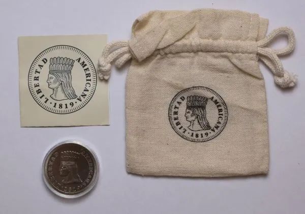 MOEDA 10.000 PESOS DA COLÔMBIA  - Foto 4