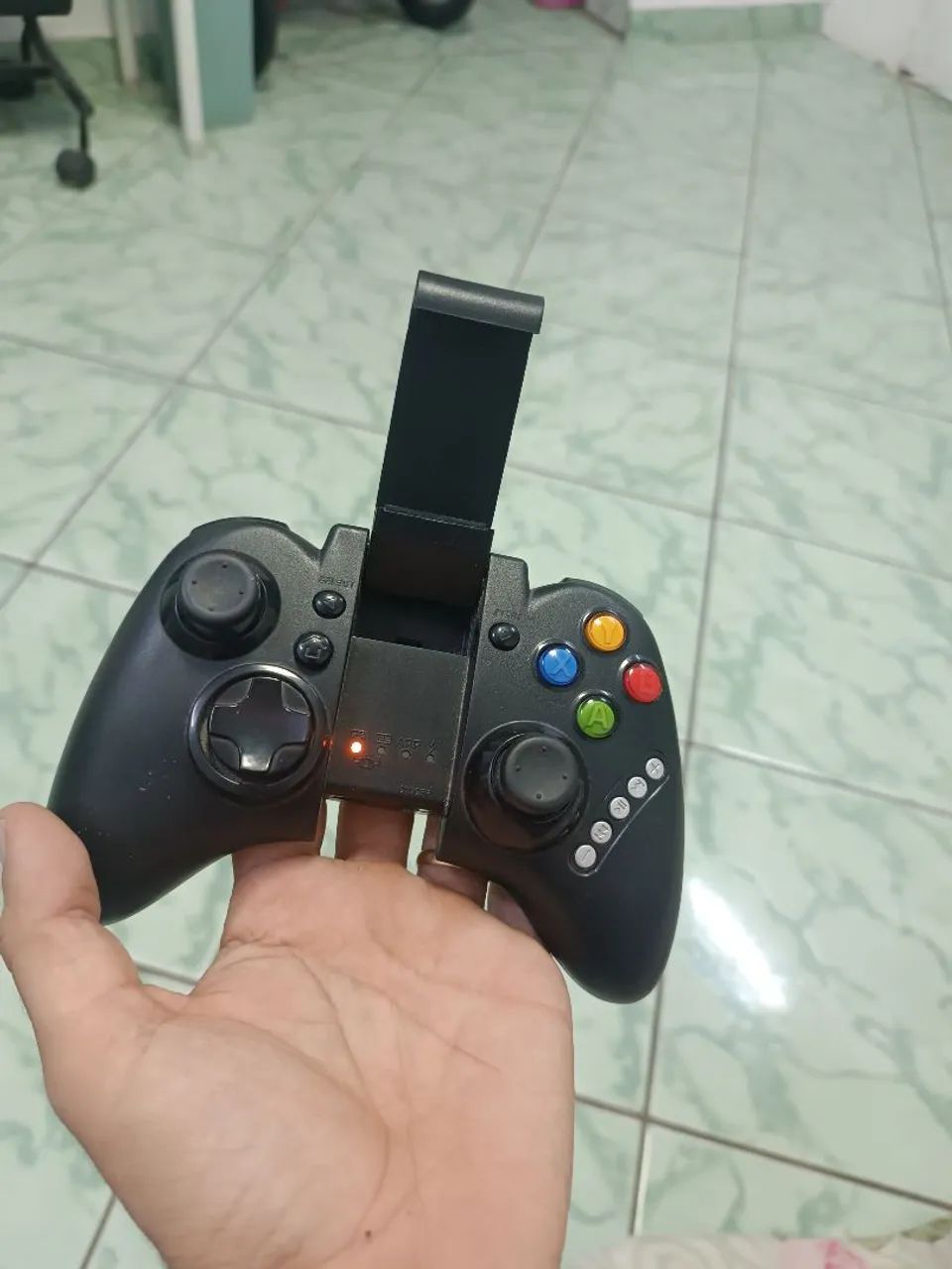Controle Ipega semi-novo