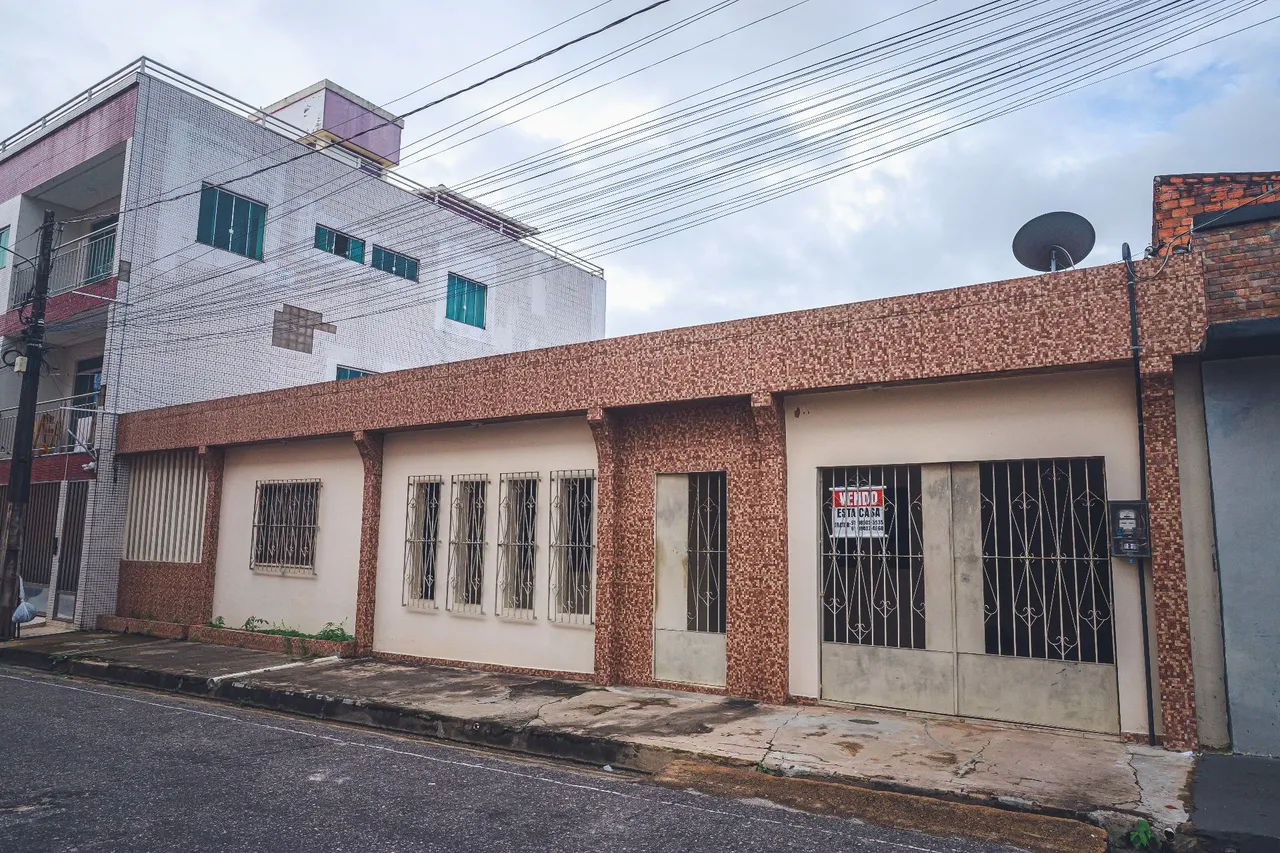 LINDA CASA EM EXCELENTE LOCALIZAÇÃO/BRAGANÇA-PA