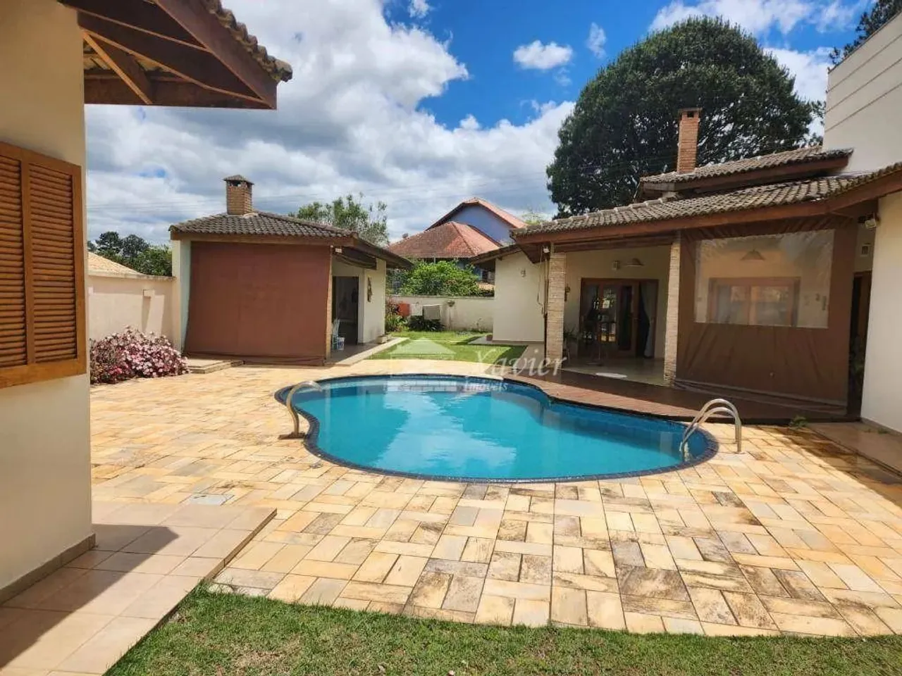 Casa com 3 dormitórios para alugar, 150 m² por R$ 7.500,00/mês - Haras Bela Vista - Vargem