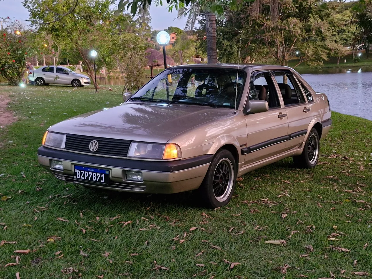 Vendo Santana GLSi 94 placa preta
