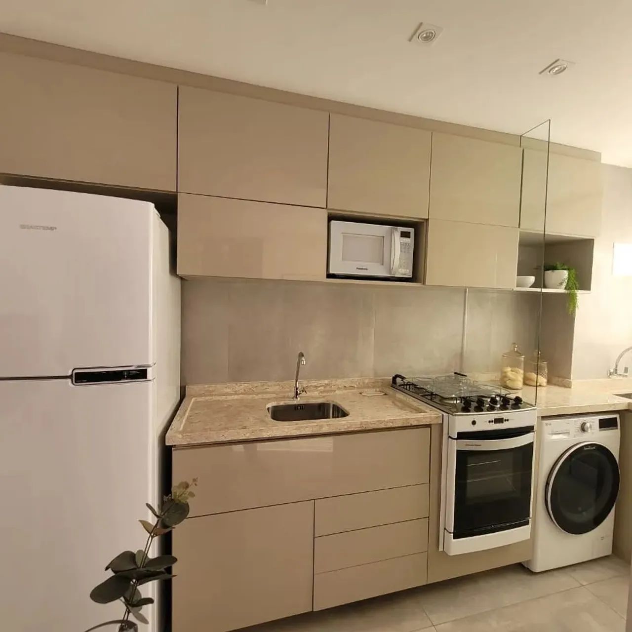 Cozinha planejada e sob medida  - Foto 4