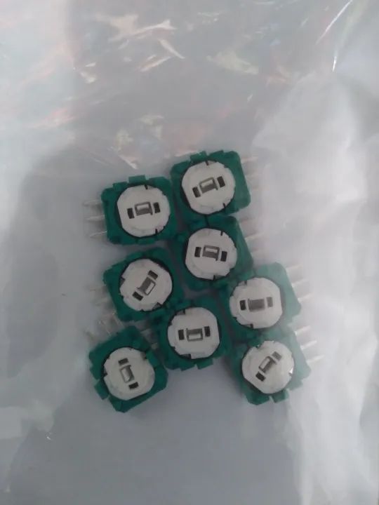 Kit 8 potenciômetro para controle PS5, PS4, Xbox... - Foto 2