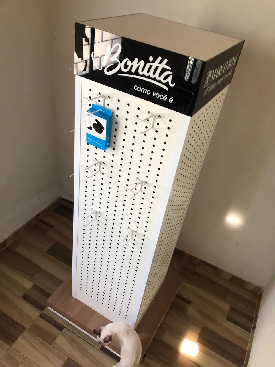 Expositor de Loja com Rodinha em MDF e Metal+ 34 Ganchos - Foto 5