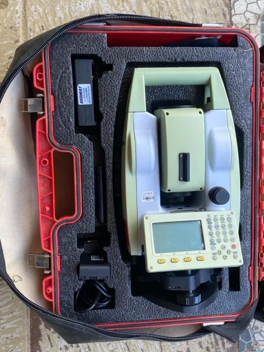  - Equipamento de Topografia - Foto 5