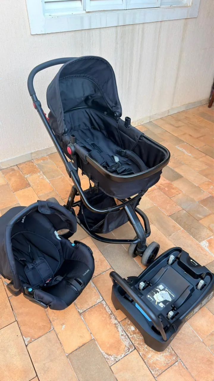 Carrinho de bebê + bebê conforto