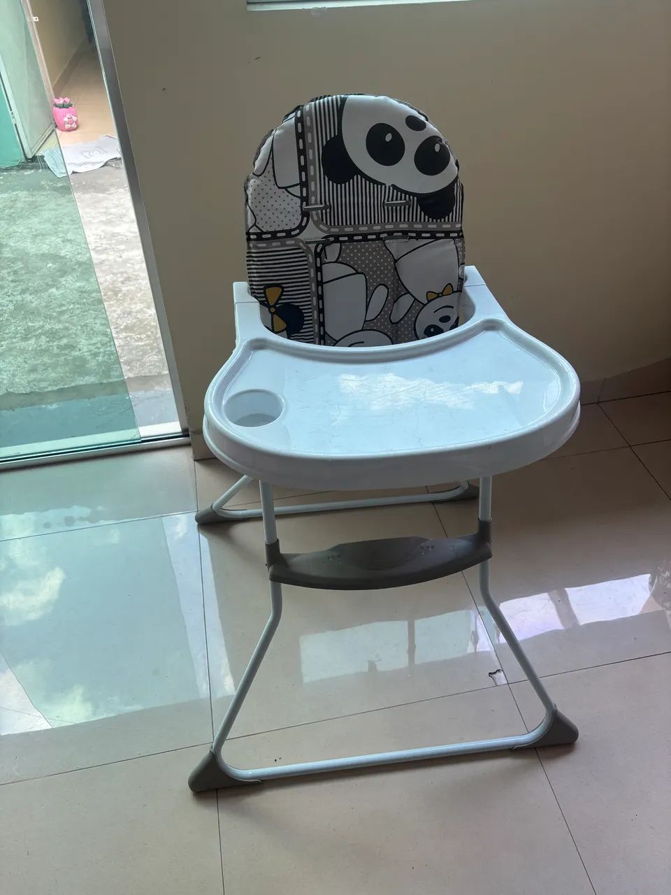 Cadeirinha de alimentação 