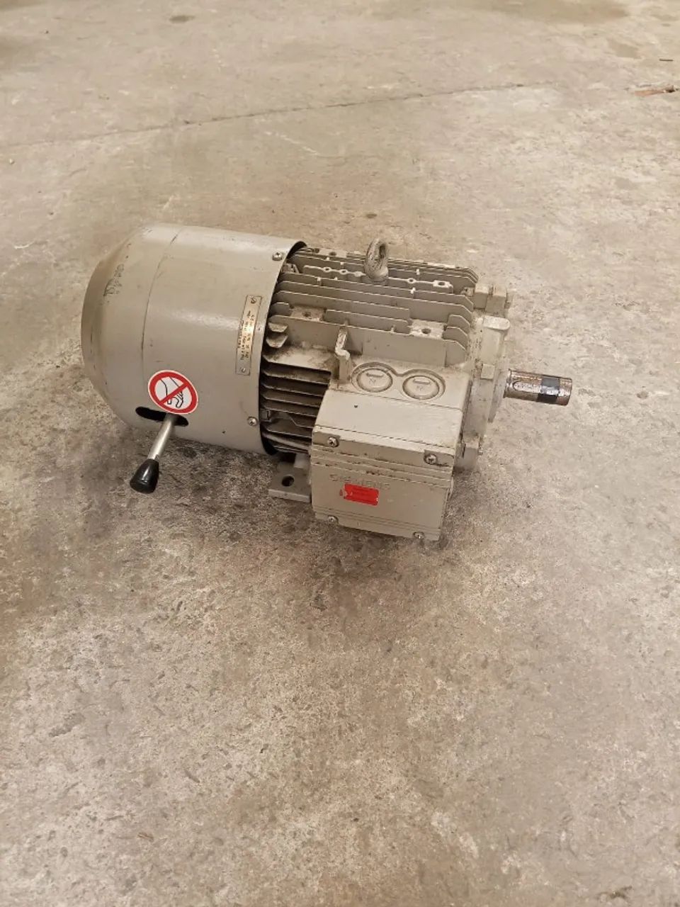 Motor Elétrico Siemens 4 Cv 1740 Rpm 220/380 / -- 01127 Nc