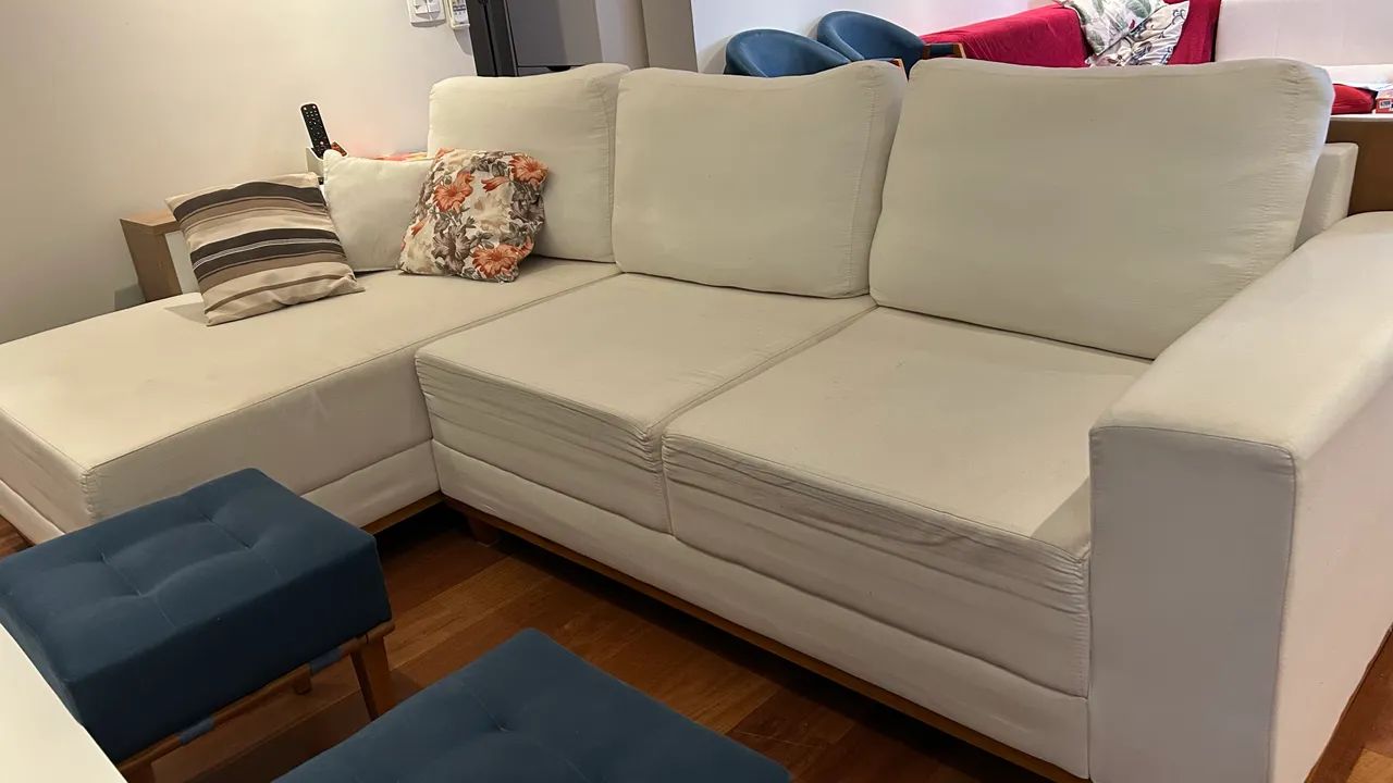Sofá 3 lugares com chaise