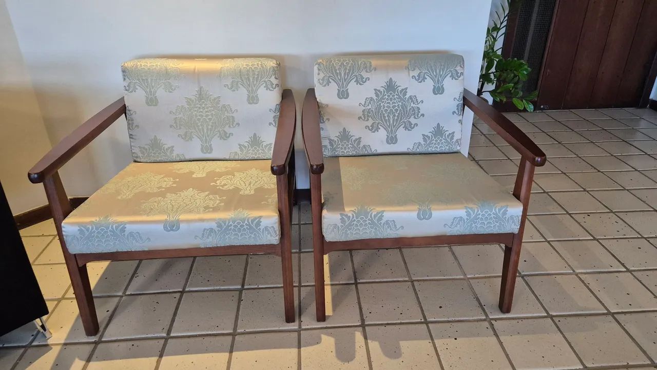 POLTRONAS LUXOS