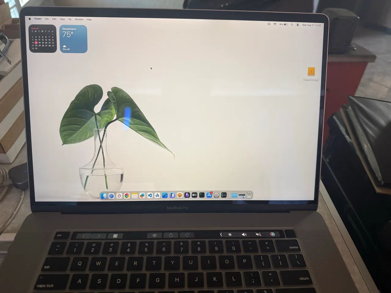 Macbook Intel Core i9, com 16GB de RAM e SSD de 1TB