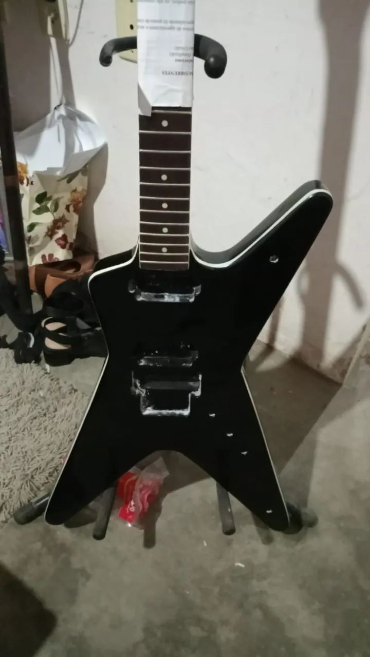 Serviços de luthieria 