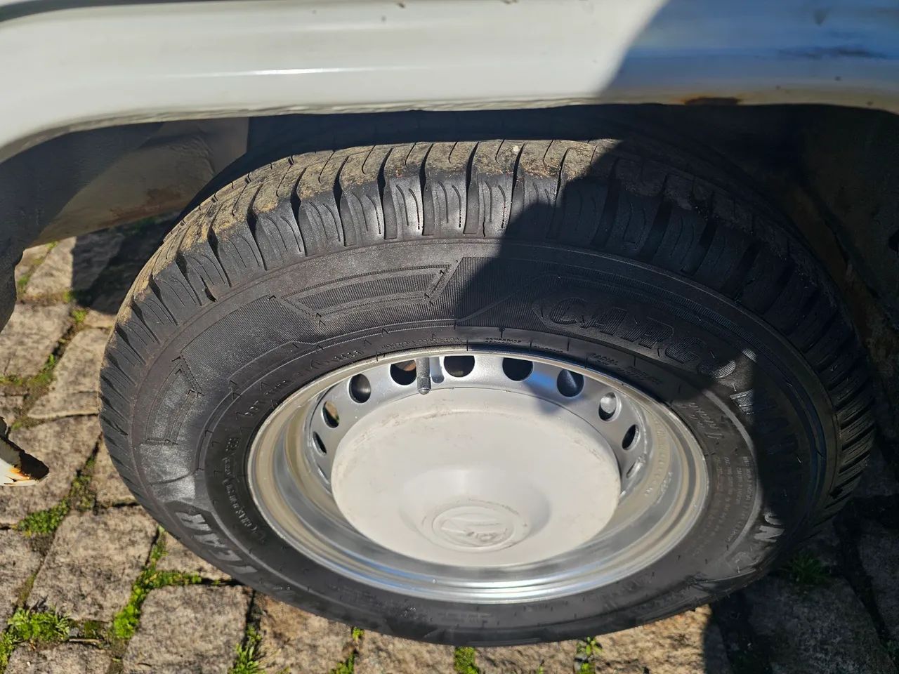 Volkswagem Kombi Standerd 1 MI 1.4 Total Flex 8V 2011 - Foto 4