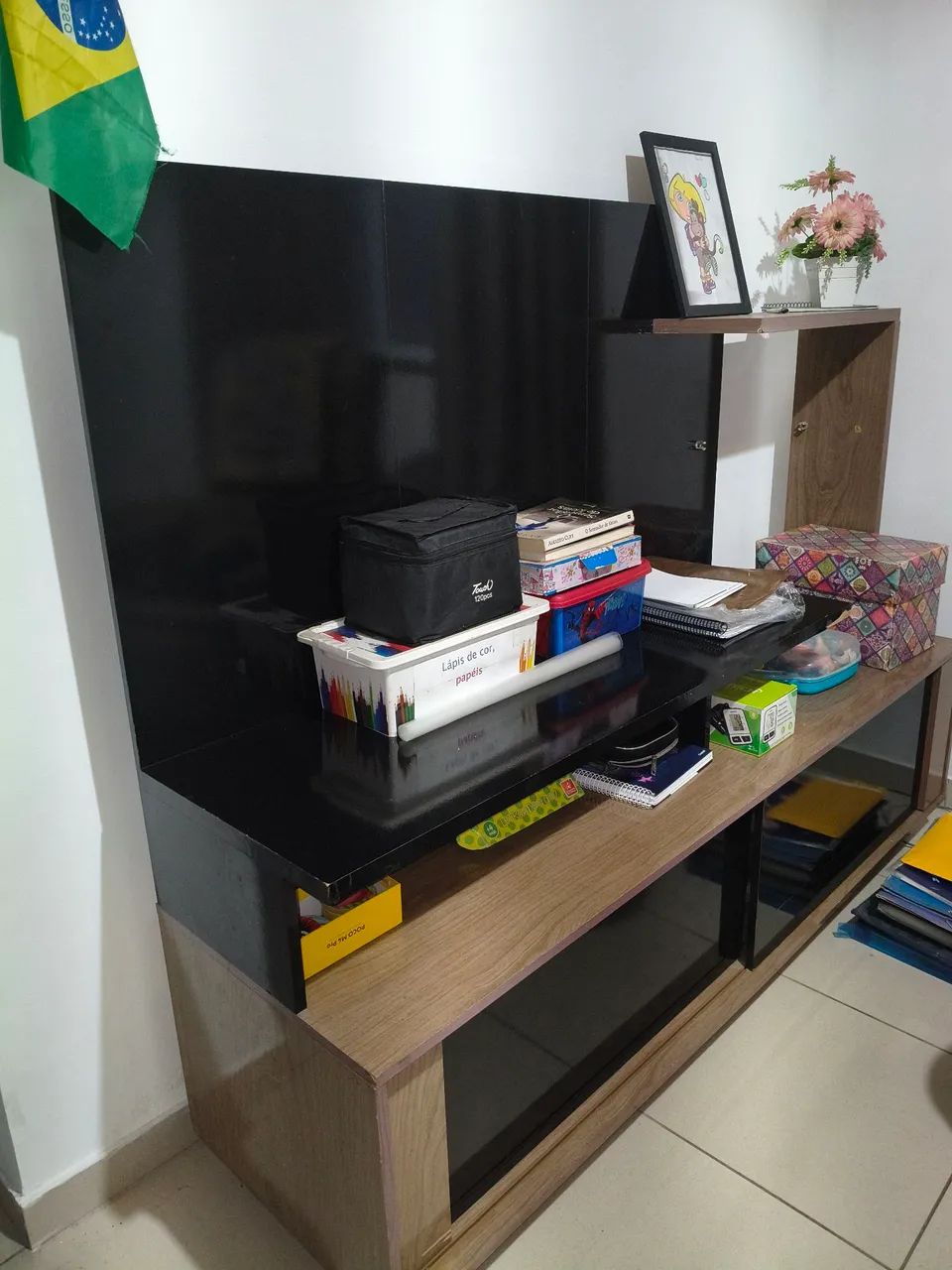Rack com painel de tv design moderno em MDF 