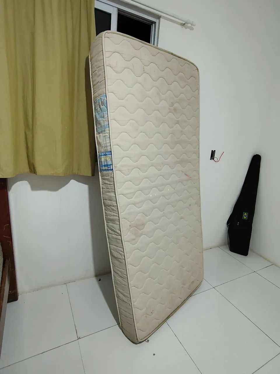 COLCHÃO  SOLTEIRO
