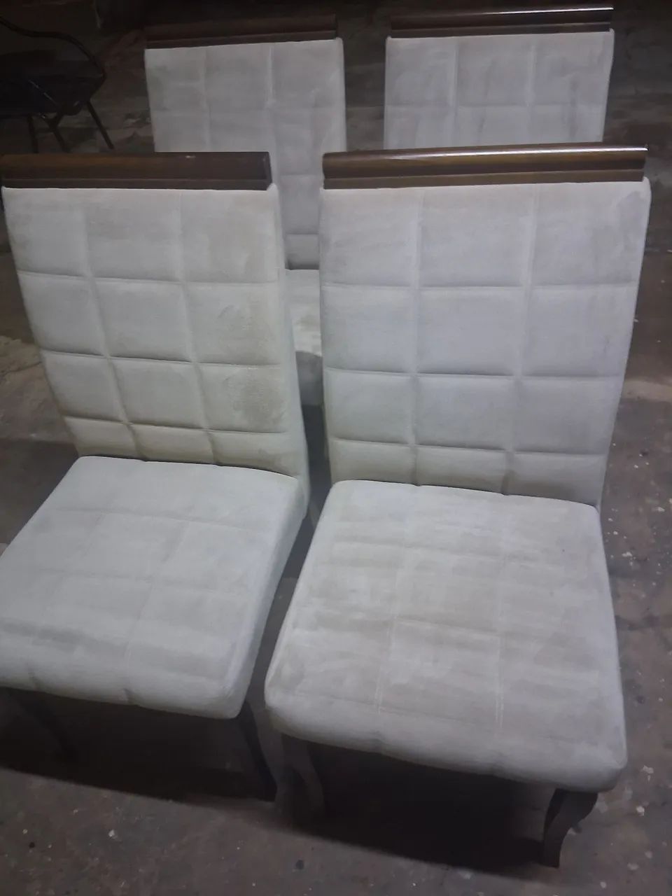 Conjunto de cadeiras estofadas  - Foto 4