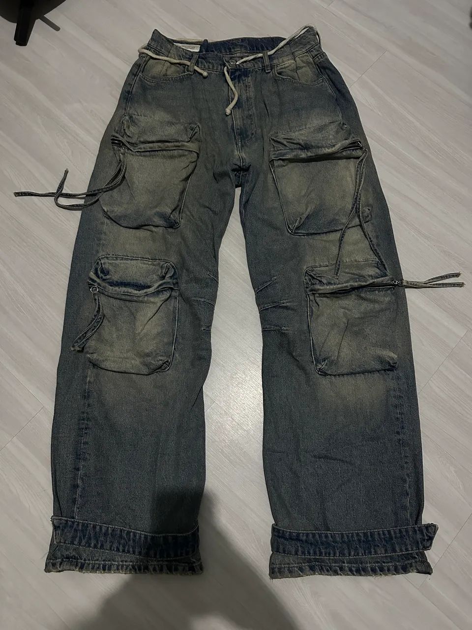 Calça baggy cargo Zara 42