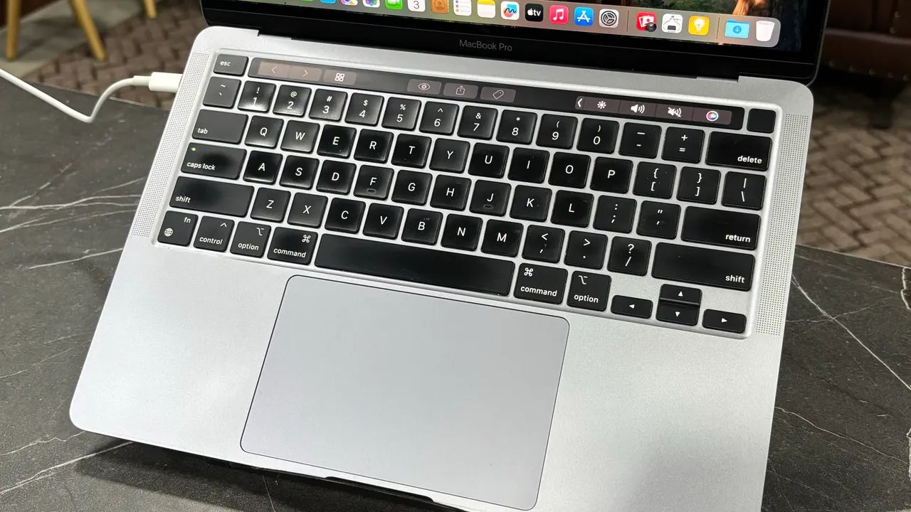 MacBook Pro 13? 2020 (A2338) M1 - 8GB | 256GB SSD - Notebooks