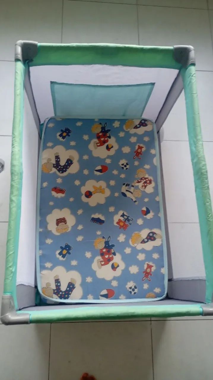 Berço portátil com colchão  - Foto 2