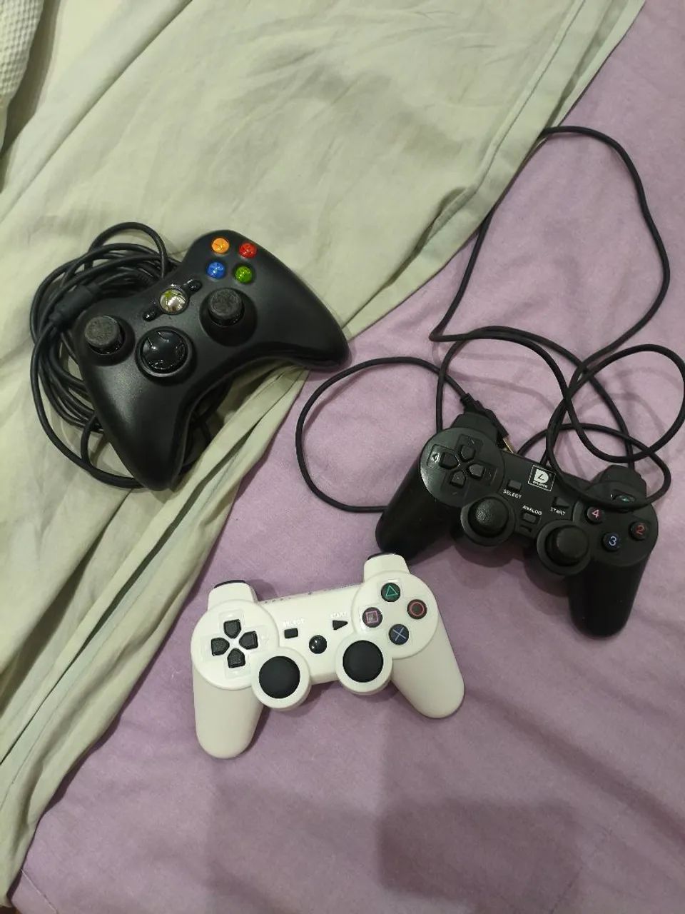 Manetes de jogos agora só duas
