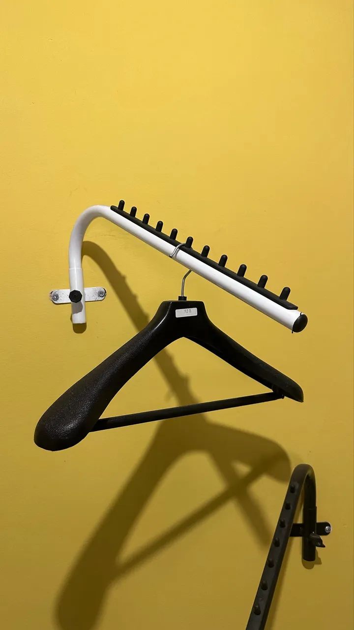 Araras e Cabides