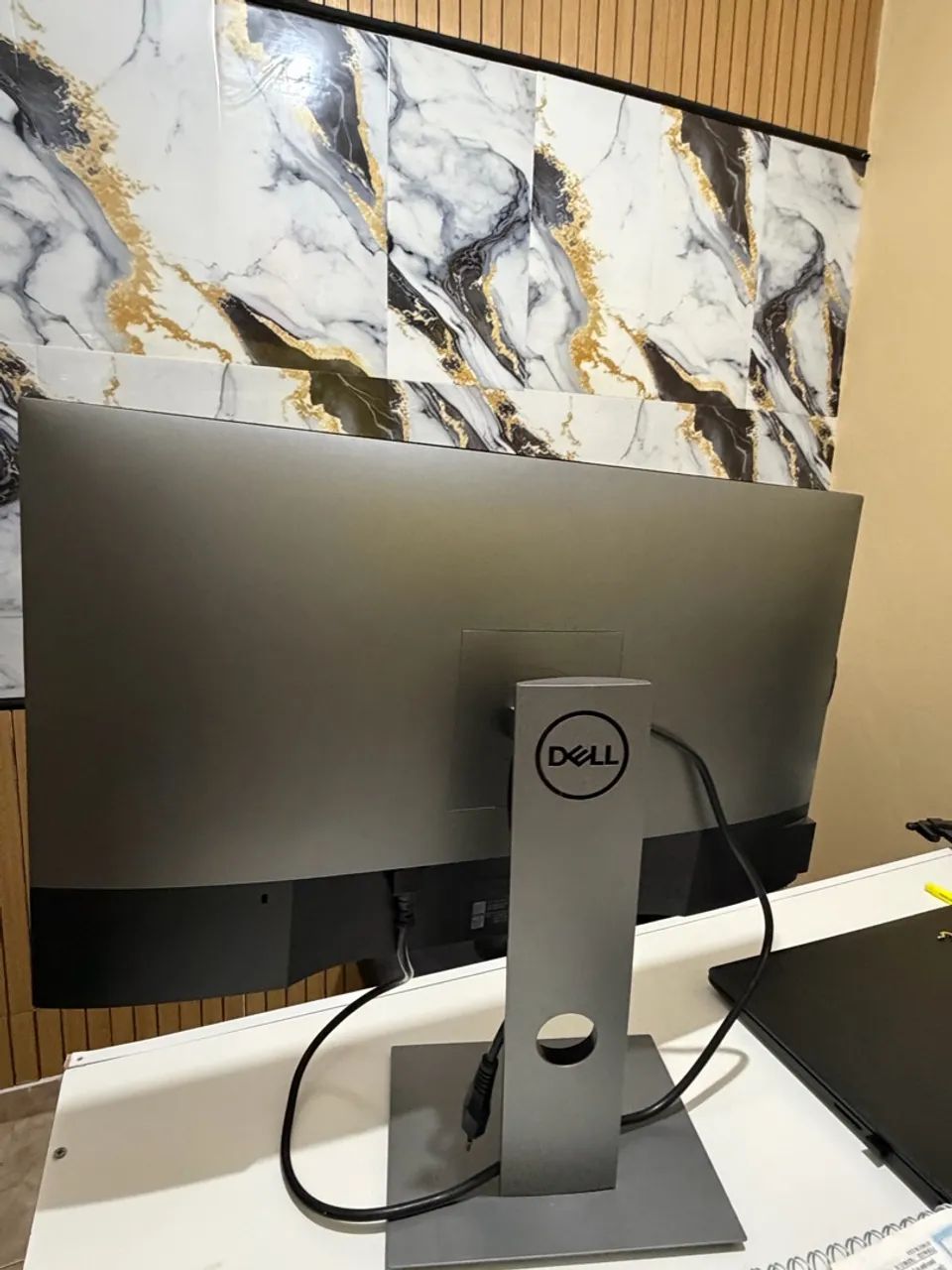 Monitor Dell 27? 